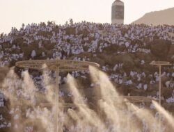 Puncak Haji: Lebih dari 2 Juta Jemaah Berada di Arafah untuk Wukuf