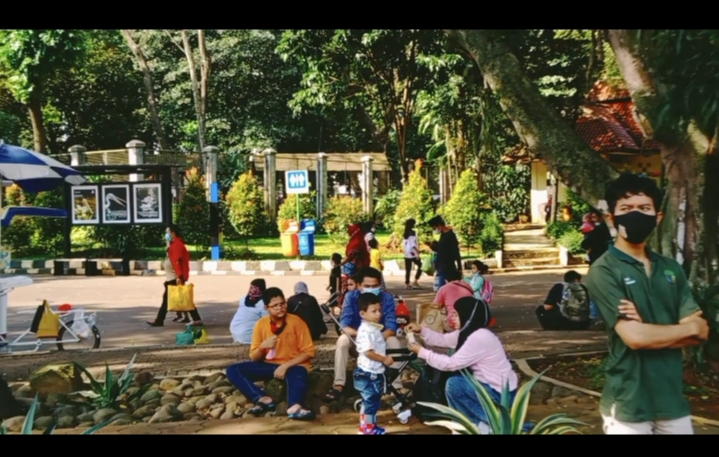 Rekor Pengunjung di Taman Margasatwa Ragunan