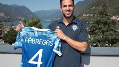 Mengucapkan Selamat Tinggal kepada Sepak Bola