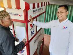 Partai Perindo Salurkan Bantuan Gerobak untuk Pedagang UMKM di Kabupaten Bogor
