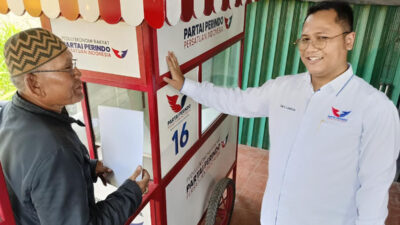 Partai Perindo Salurkan Bantuan Gerobak untuk Pedagang UMKM di Kabupaten Bogor