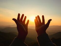 Amalan Mulia, Doa untuk Orang Tua Meninggal di Bulan Ramadhan