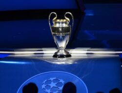Barcelona dan Arsenal Geser, Siapakah yang Akan Mengisi Sisa Tiket di Liga Champions?