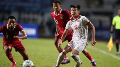 Pemain Timnas Vietnam U-23, Nguyen Hong Phuc sempat memukul kepala Haykal Alhafiz di final Piala AFF U-23 2023.