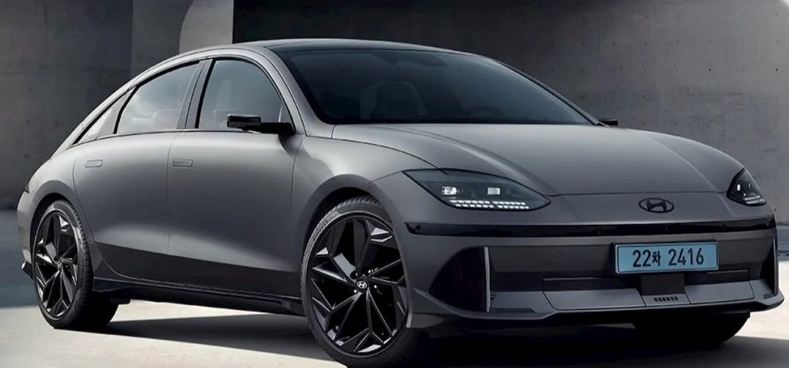 Hyundai Ioniq 6 black edition.