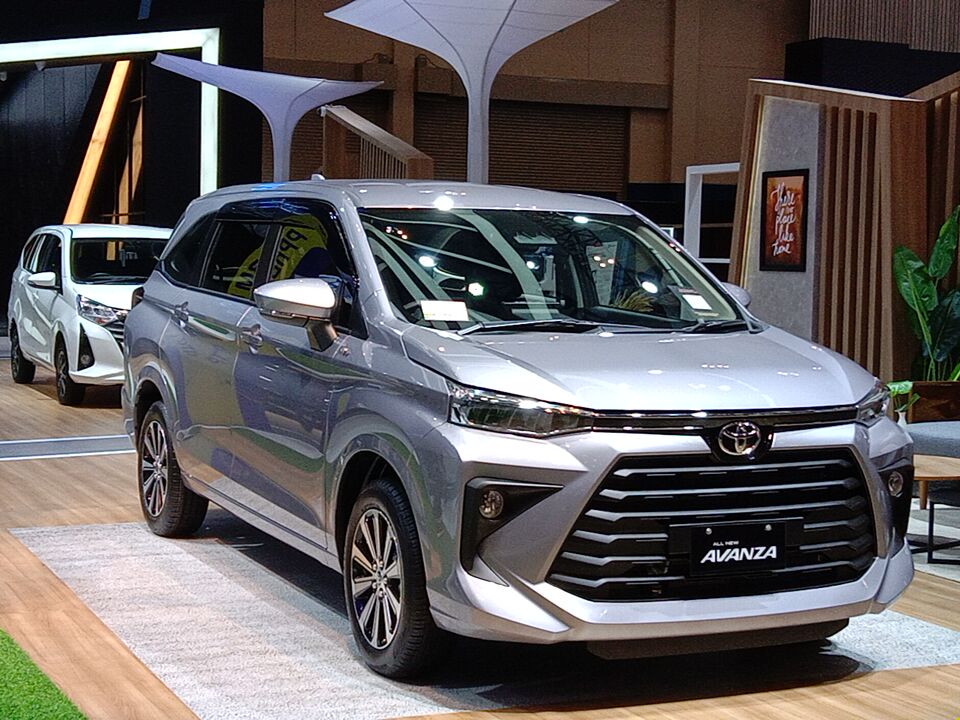 Mengapa Toyota Avanza dan Daihatsu Xenia mirip?