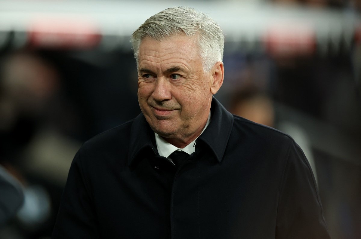 Carlo Ancelotti kala menangani Real Madrid.