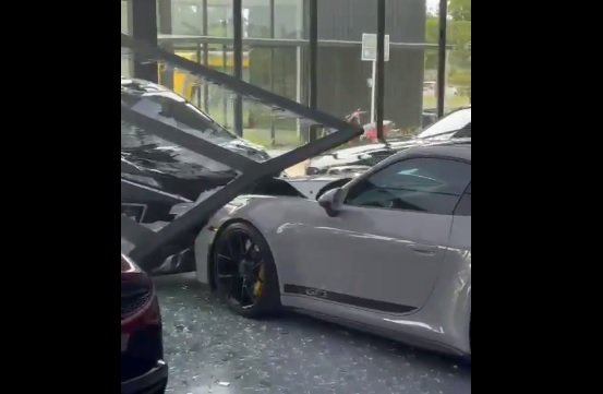 Ilustrasi biaya pajak.