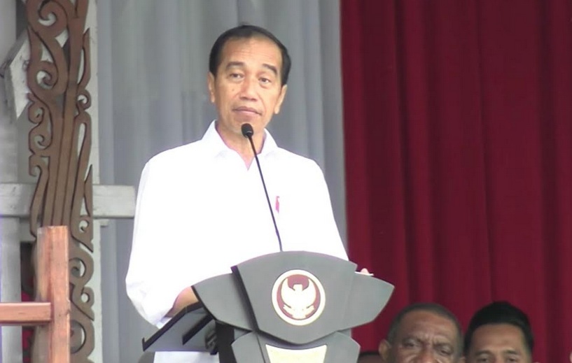 Jokowi cek harga bawang hingga beras.