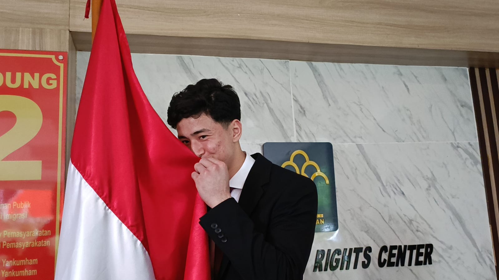 Cyrus Margono sah menjadi warga negara Indonesia usai melakukan pengambilan sumpah WNI di Kanwil Kemenkumham DKI Jakarta.