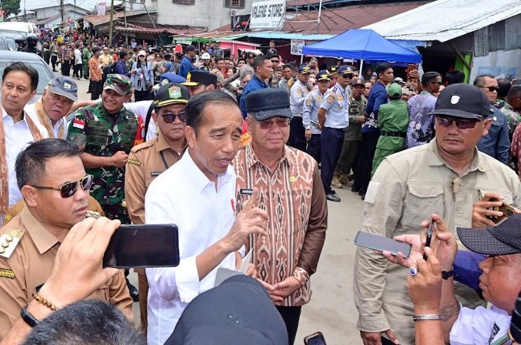 Jokowi minta masyarakat manfaatkan ragam skema pembiayaan.
