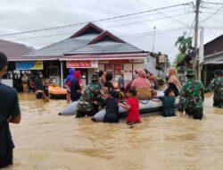 Warga Cemas Banjir Susulan, Hujan Masih Mengguyur Kota Padang