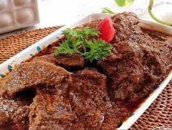 Teruji Kelezatannya, Ini Oleh-oleh Ikonik Sumbar yang Perlu Diketahui