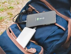 Peran iPhone dalam Transisi ke Baterai Tanam pada Handphone