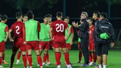 Timnas Vietnam mencari pelatih baru usai memecat Philippe Troussier.