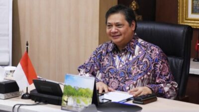 Menko Airlangga Hartarto soal Rupiah melemah .