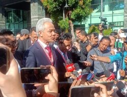 Sidang Sengketa Pilpres, Ganjar dan Mahfud Bersama Tim Hukum Siap Dengarkan Putusan MK