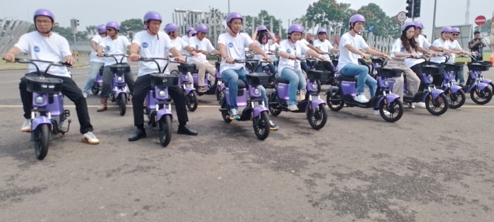 Sepeda listrik dilengkapi IoT disiagakan di Serpong.