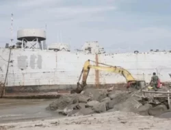 Langkah Cepat, Pembangunan Kanal di Pariaman untuk Menyelamatkan Eks KRI Teluk Bone 511