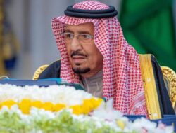 Raja Salman Bin Abdaziz Jalani Pemeriksaan Kesehatan di Jeddah