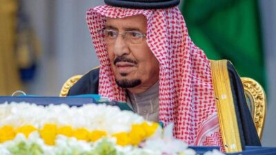 Raja Salman Bin Abdaziz Jalani Pemeriksaan Kesehatan di Jeddah
