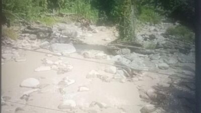 Bau Belerang Mengejutkan, Sungai Batang Nango Pasaman Barat Menjadi Sorotan Utama