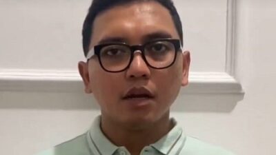 Pegawai Pertamina yang Parkir Tengah Jalan.