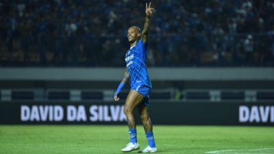 Penjelasan David da Silva Mengenai Permasalahan dengan Manajemen Persib