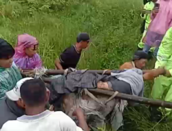 Wakapolres Padang Panjang Turun Langsung Cari Korban Terseret Arus Sungai