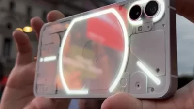 Nothing Phone 1 Menawarkan Pengalaman Unik dengan Nothing OS 2.5.5