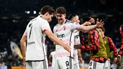 Vlahovic dan Chiesa Antar Juventus Bungkam Lazio 2-0 dalam Semifinal Coppa Italia