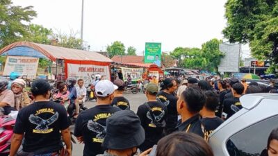 Aksi Sosial Ormas Lindu Aji Gagak Rimang Rembang, Bagikan Ratusan Takjil Ramadhan