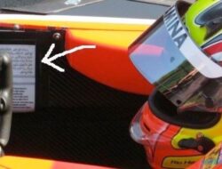 Sentuhan Spiritual di Sirkuit, Potret Rio Haryanto dan Ayat Suci di Kokpit Mobil F1