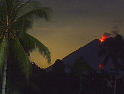 Gunung Semeru Meletus, PVMBG: Waspada Bahaya Awan Panas