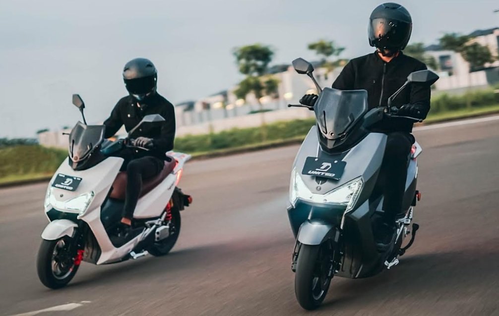 Pengguna minim, pemerintah diminta pakai motor listrik agar dicontoh masyarakat.