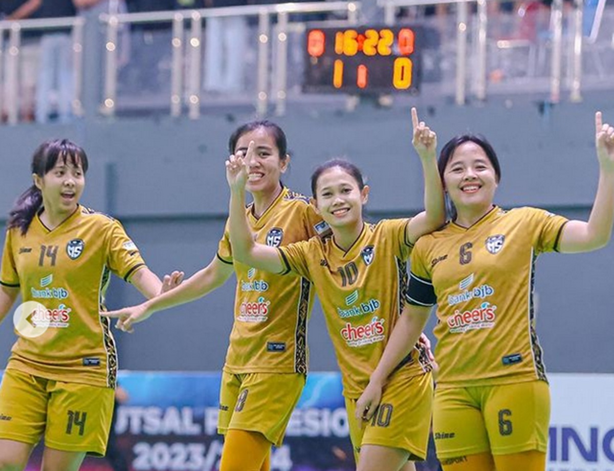 Para pemain MS Putri Bersatu.