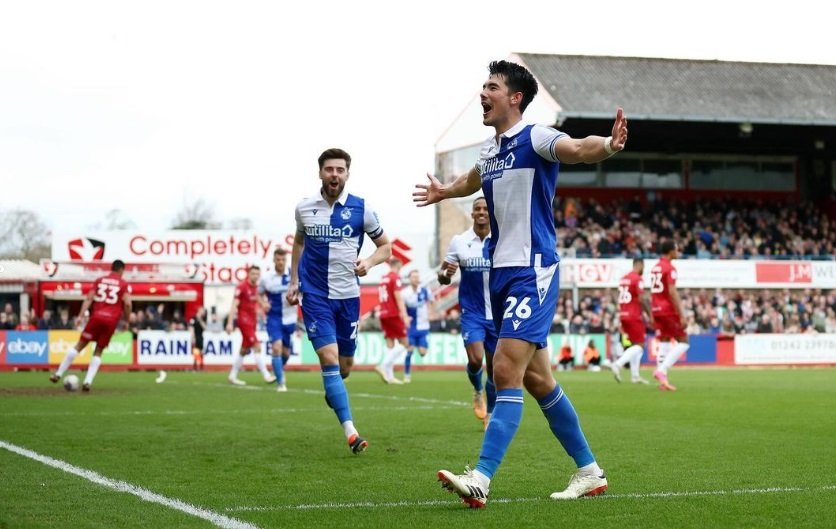 Bristol Rovers tak tutup kemungkinan kembali datangkan Elkan Baggott.