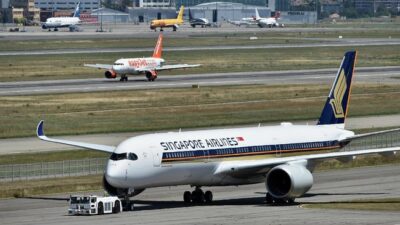 Rekor Pendapatan, Karyawan Singapore Airlines Raih Bonus Hampir 8 Bulan Gaji