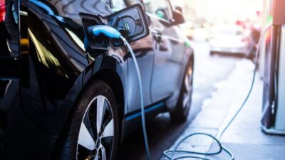 Ilustrasi : Daftar harga mobil listrik.