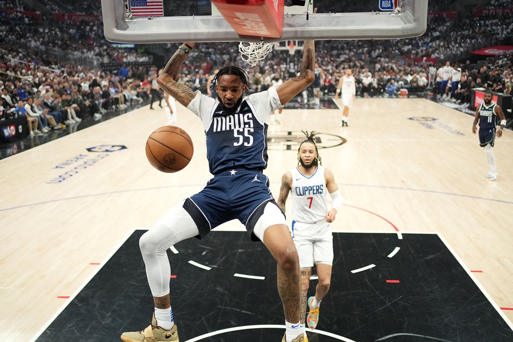 Kalahkan LA Clippers, Dallas Mavericks unggul 3-2.