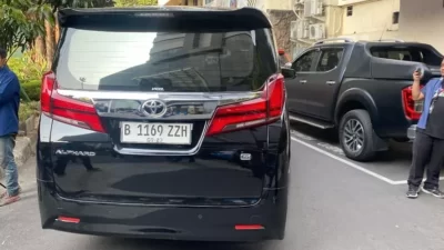 Ilustrasi mobil Alphard milik Syahrul Yasin Limpo.