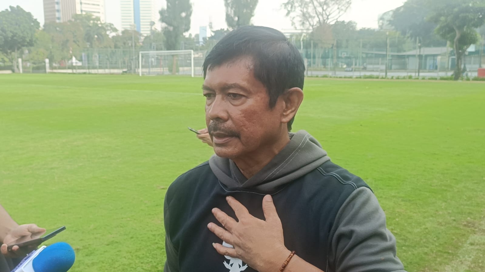 Indra Sjafri memastikan Timnas Indonesia U-20 tidak didampingi staf pelatih Como 1907.