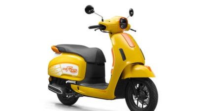 Honda NW F125.