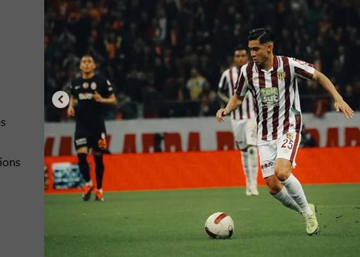 Navarone Foot tertarik memperkuat Timnas Indonesia.