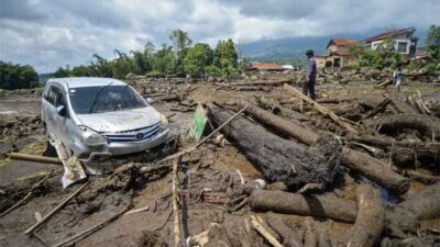 Banjir lahar dingin.