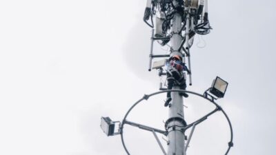 Pemadaman Listrik Timpa Sumatera, PLN dan Telkomsel Berjuang Pulihkan Layanan