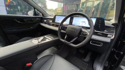 Chery hadirkan interior baru dengan hitam pada Omoda E5.