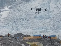 Drone FlyCart30 DJI Mengaspal di Everest, Fasilitasi Logistik Pendakian