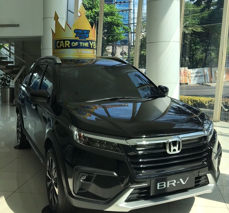 Perbedaan Honda BR-V, HR-V, CR-V, dan WR-V.