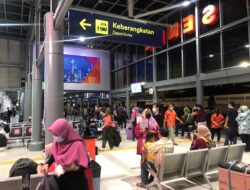 Keberangkatan Puncak, 38.471 Penumpang Gunakan Kereta dari Jakarta pada Akhir Pekan
